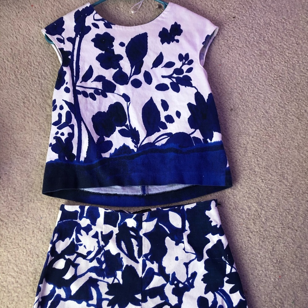 Blue set